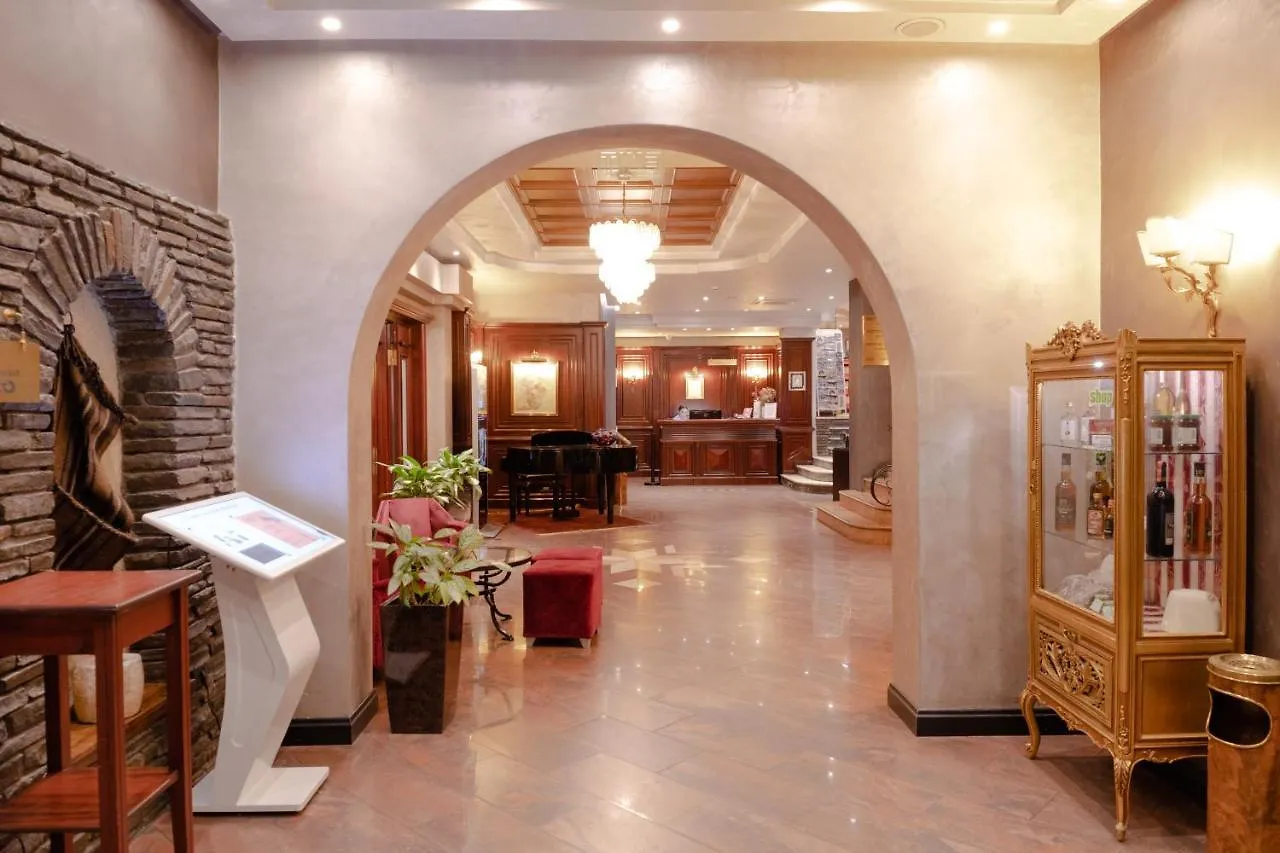 Mondial Hotel Тирана Албания