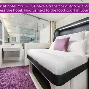 Hotel Yotelair Amsterdam Schiphol Transit Amsterdam Airport Schiphol